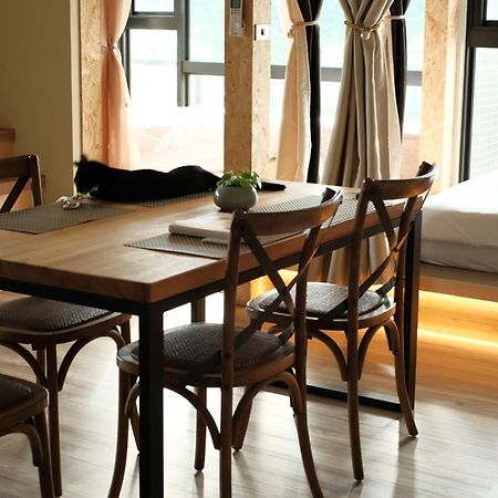 Toucheng Happyhouse頭城黑皮家 附早餐 Apartment Exterior foto
