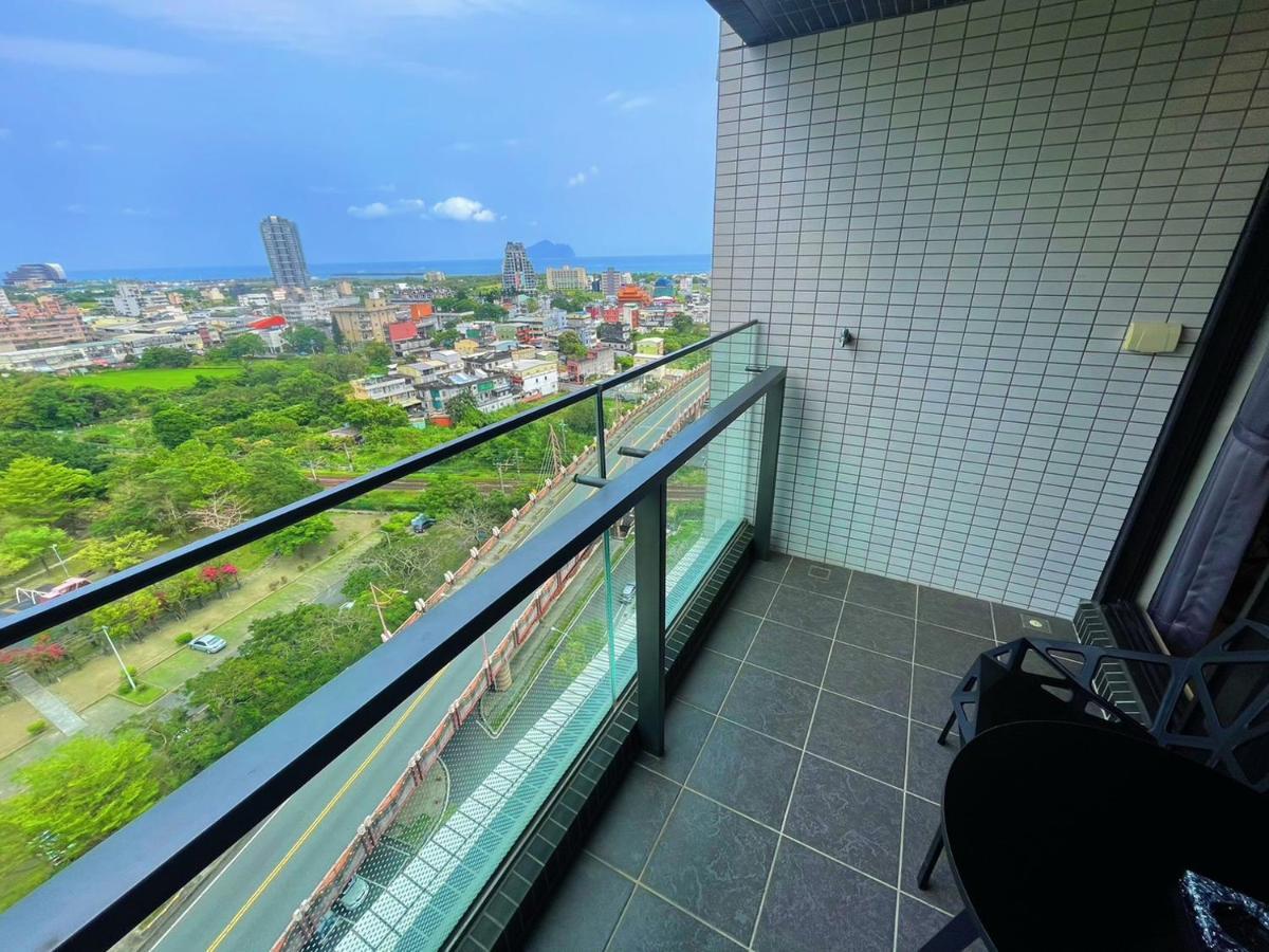 Toucheng Happyhouse頭城黑皮家 附早餐 Apartment Exterior foto